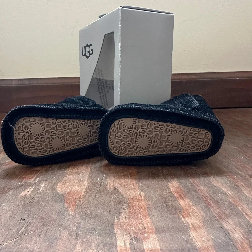 UGG I Baby Neumel Black Suede Infant Boots Size 0/1 1103500I 0-6 Months